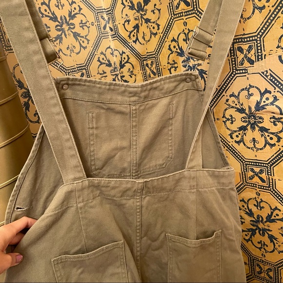 Nashville brown Overalls wide leg loose fit ankle medium 
Women’s - Picture 6 of 6